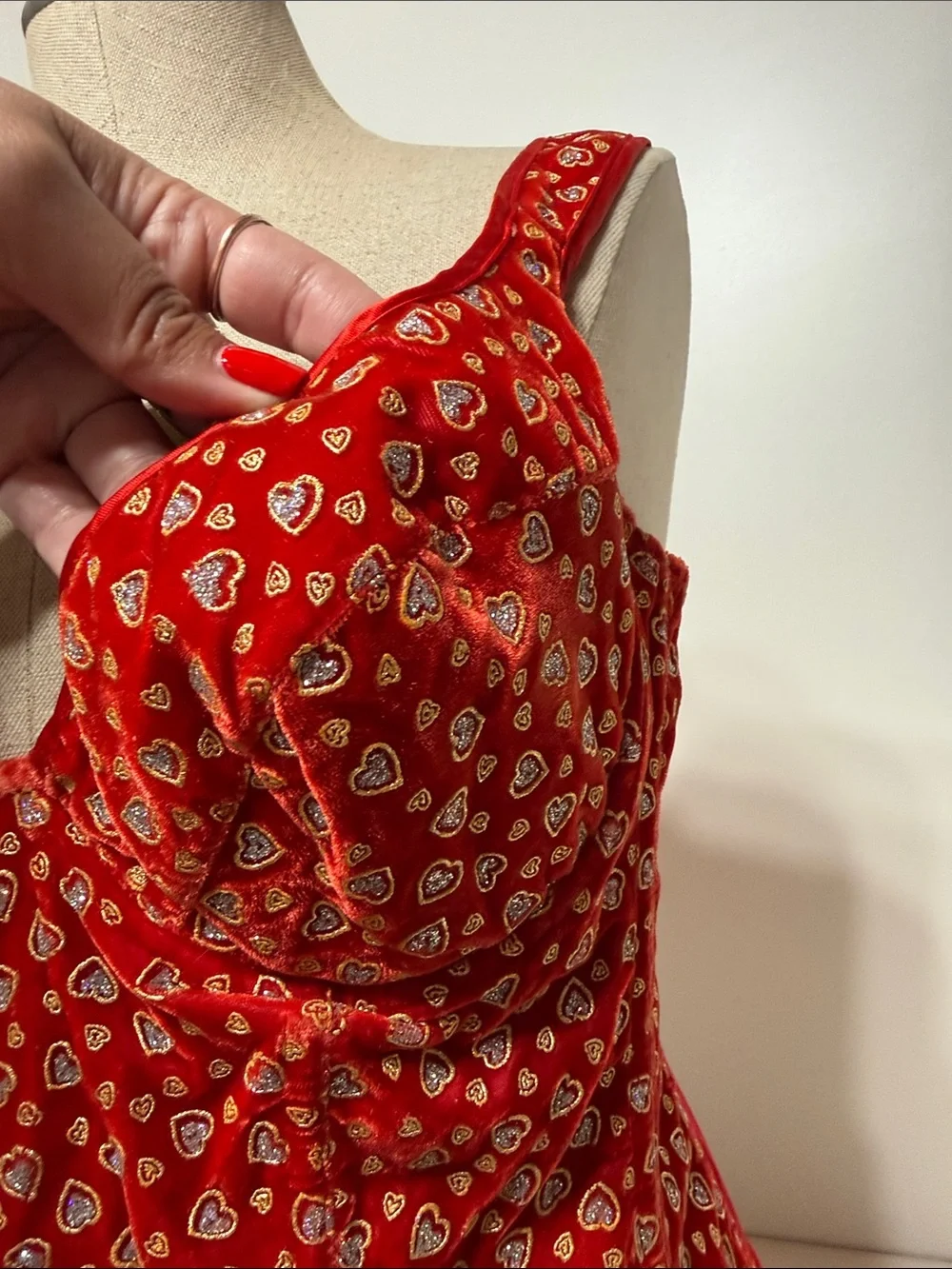 Frederick's of Hollywood Red Bustier with Gold and Silver Hearts - Picture 10 of 17